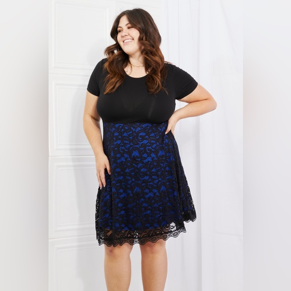 Yelete Full Size Contrasting Lace Midi Dress - Picture 7 of 12